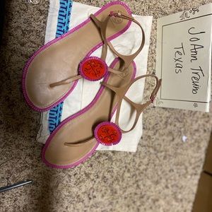 Tory Burch Miller logo sandal size 11. Great condition